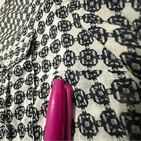 Anthropologie Holding Horses Black White Top with Tab Sleeves Size 12 - Picture 4 of 10